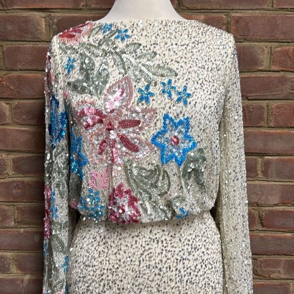 MAC DUGGAL Beige Embellished Floral High Neck Gown Size 8 - Picture 3 of 12